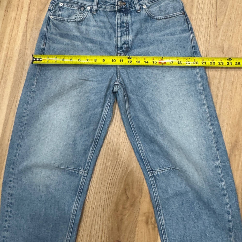 madewell The Darted Barrel-Leg Jean 
Size 28 - Picture 12 of 12